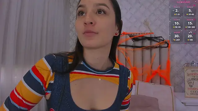 Pia Johnson  online show from October 31, 2025, 11:40 am