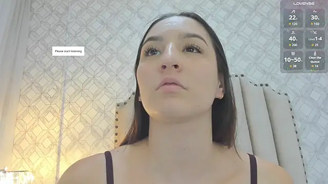 Pia Johnson  online show from November 28, 2025, 11:21 am