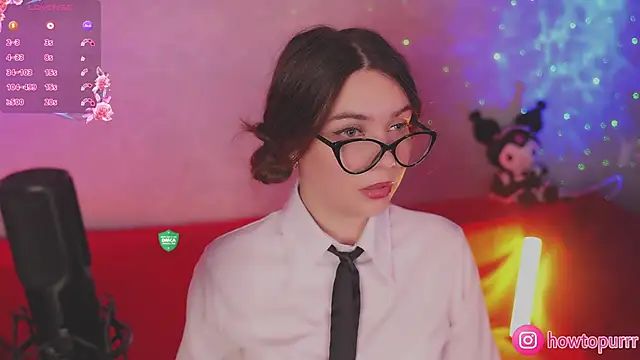 How2Meow online show from October 10, 2025, 5:03 pm