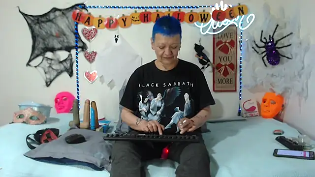Snapshot of loquitaqueen011 chatting on October 13, 2025, 8:54 pm loquitaqueen011 online show from October 13, 2025, 8:54 pm