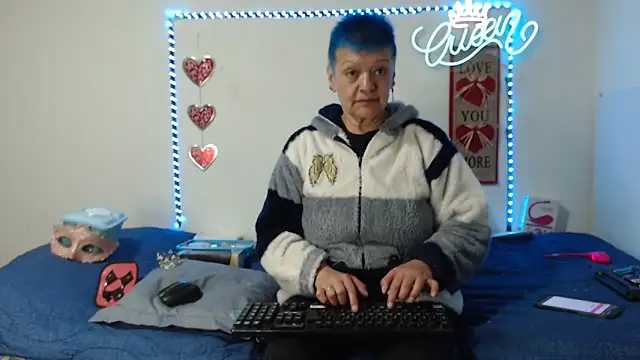 Snapshot of loquitaqueen011 chatting on September 17, 2025, 4:53 pm loquitaqueen011 online show from September 17, 2025, 4:53 pm