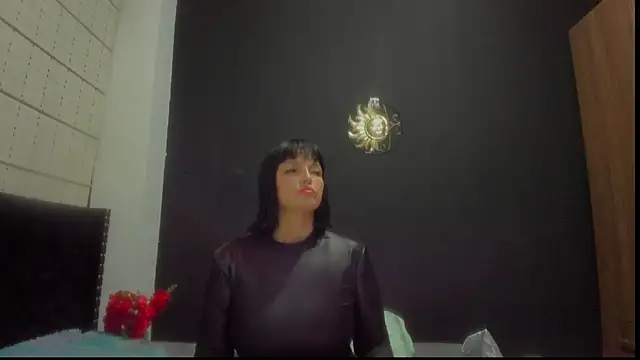 Snapshot of amareto_queen chatting on March 8, 2025, 4:28 pm amareto queen online show from March 8, 2025, 4:28 pm