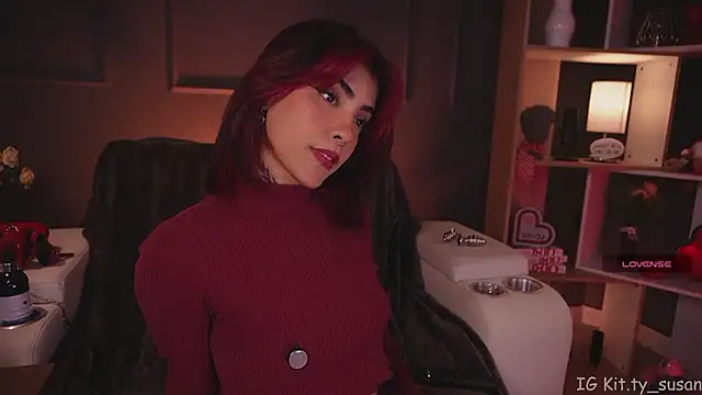 kitty pruu online show from March 23, 2026, 10:53 pm