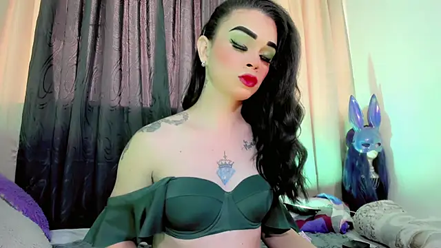 lesly xx online show from February 18, 2026, 7:10 pm