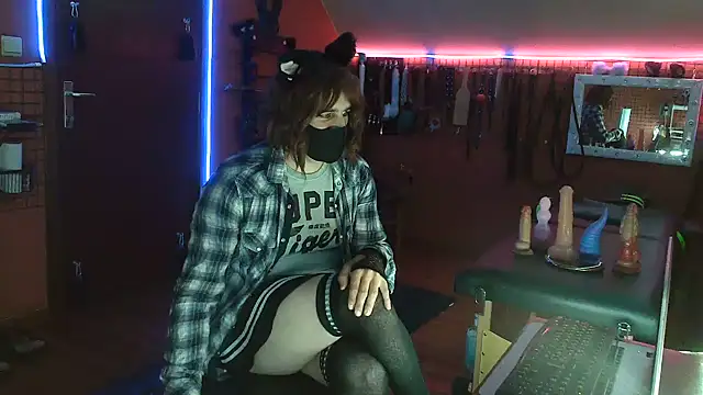 Snapshot of Ginny-the-bdsm-nympho chatting on July 18, 2026, 5:10 pm Ginny-the-bdsm-nympho online show from July 18, 2026, 5:10 pm