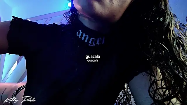 kattypark online show from November 18, 2025, 9:40 pm