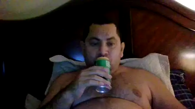 Snapshot of Hammyric786 chatting on April 22, 2026, 5:03 am Hammyric786 online show from April 22, 2026, 5:03 am