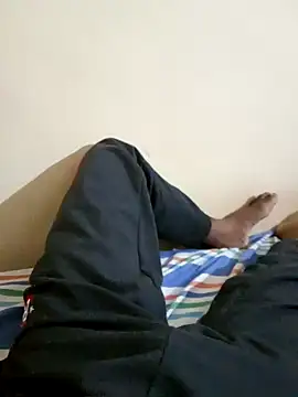 Snapshot of robinsan1010 chatting on February 26, 2025, 2:38 pm robinsan1010 online show from February 26, 2025, 2:38 pm