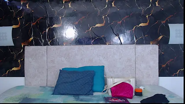 adriscute online show from March 25, 2026, 2:27 pm