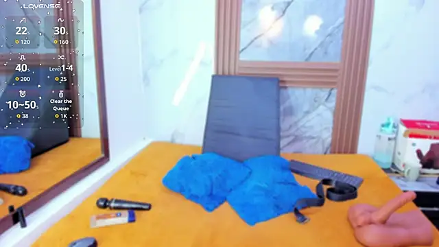 HannyMansonh online show from November 1, 2025, 3:35 am