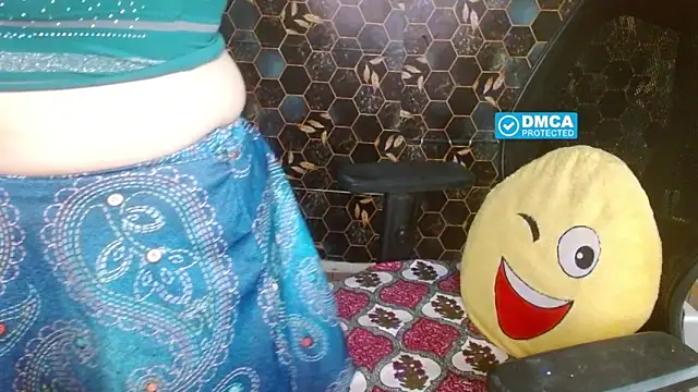 KinderrJoy online show from May 6, 2026, 5:22 am
