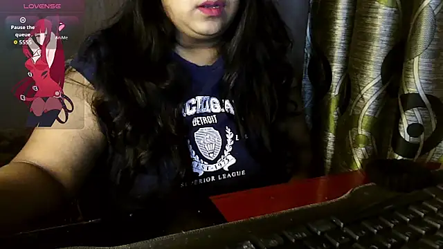 sassy horny online show from February 19, 2026, 7:11 pm