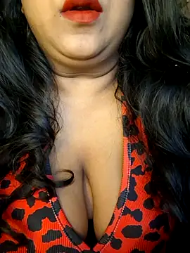 Snapshot of sassy_horny chatting on December 3, 2025, 7:46 pm sassy horny online show from December 3, 2025, 7:46 pm