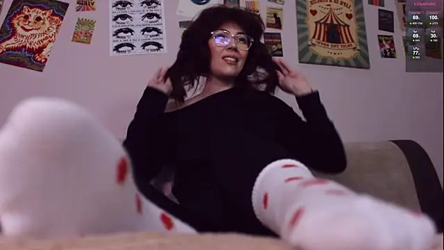 Snapshot of Luna_Blake chatting on January 13, 2026, 1:48 pm Luna Blake online show from January 13, 2026, 1:48 pm