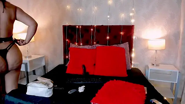 Snapshot of KarlyPrint chatting on February 5, 2026, 1:18 pm KarlyPrint online show from February 5, 2026, 1:18 pm