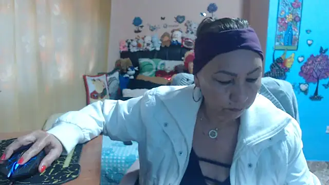 Snapshot of milfeddy_ chatting on November 17, 2025, 12:53 pm milfeddy online show from November 17, 2025, 12:53 pm