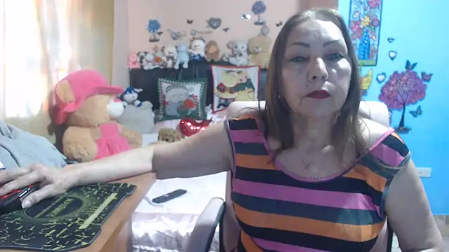 Snapshot of milfeddy_ chatting on December 19, 2025, 12:40 pm milfeddy online show from December 19, 2025, 12:40 pm