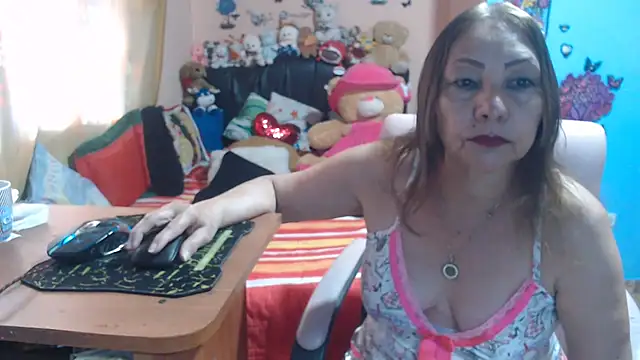 Snapshot of milfeddy_ chatting on October 27, 2025, 12:28 pm milfeddy online show from October 27, 2025, 12:28 pm