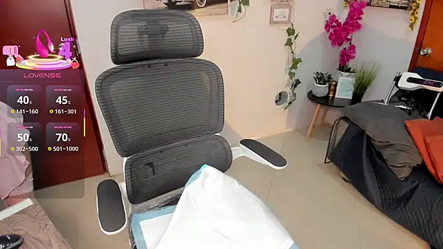 Julia-roberths online show from April 18, 2026, 1:13 pm