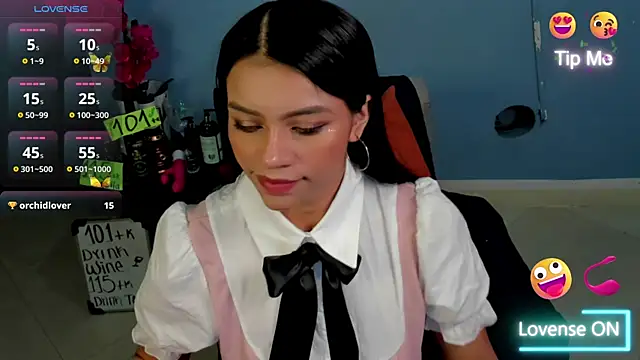 Snapshot of Julia-roberths chatting on March 21, 2025, 1:23 pm Julia-roberths online show from March 21, 2025, 1:23 pm