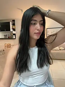 Gaby zahir  online show from February 25, 2025, 1:32 pm