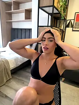 Gaby zahir  online show from October 18, 2025, 6:21 pm