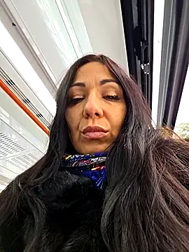 Snapshot of LeticiaWoods chatting on November 21, 2025, 11:20 am LeticiaWoods online show from November 21, 2025, 11:20 am