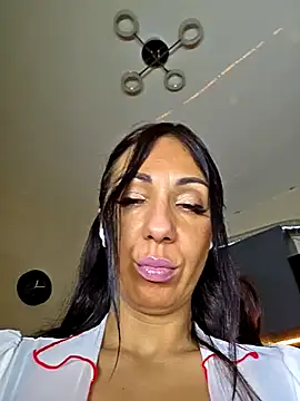 Snapshot of LeticiaWoods chatting on November 5, 2025, 9:12 am LeticiaWoods online show from November 5, 2025, 9:12 am