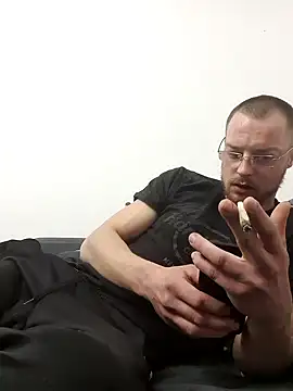 kgltintan online show from March 15, 2025, 11:39 pm