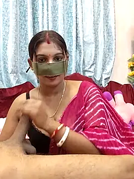 Snapshot of Queen_Dolly chatting on February 25, 2025, 6:01 pm Queen Dolly online show from February 25, 2025, 6:01 pm