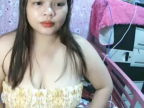 shaira4u online show from April 19, 2026, 3:40 am