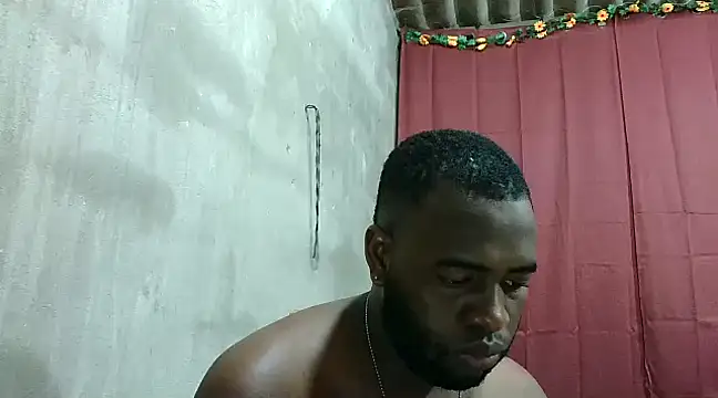 Snapshot of 2ocmaxi chatting on March 3, 2025, 7:49 pm 2ocmaxi online show from March 3, 2025, 7:49 pm