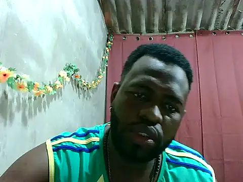 Snapshot of 2ocmaxi chatting on October 4, 2025, 7:15 pm 2ocmaxi online show from October 4, 2025, 7:15 pm