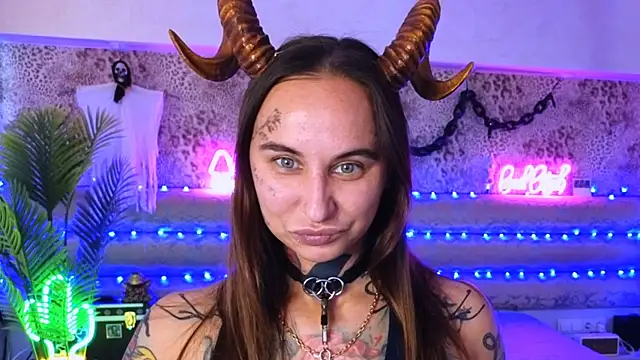 Cool Freak  online show from September 20, 2025, 10:42 am