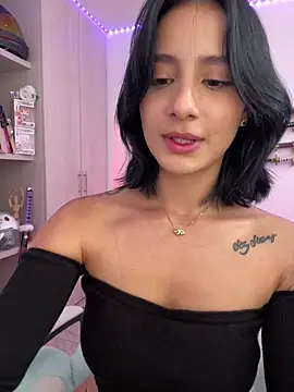 Snapshot of Ale_Lewis chatting on March 5, 2025, 9:37 pm Ale Lewis online show from March 5, 2025, 9:37 pm