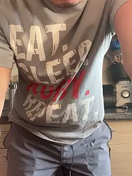 bigbrown- online show from March 9, 2025, 4:22 pm