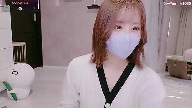 Snapshot of Yuu__k chatting on January 12, 2026, 4:14 pm Yuu k online show from January 12, 2026, 4:14 pm