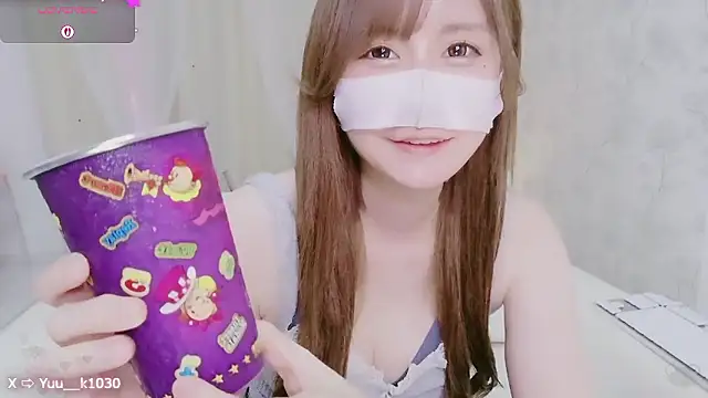 Yuu  k online show from October 1, 2025, 3:49 pm