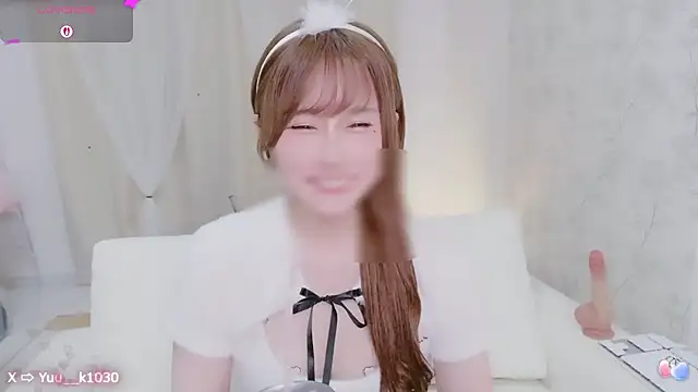 Yuu  k online show from October 4, 2025, 3:46 pm