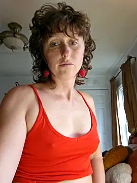 Snapshot of mossy_kiss chatting on December 2, 2025, 8:32 pm mossy kiss online show from December 2, 2025, 8:32 pm