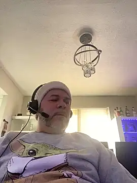 Cristian-Brayan online show from February 5, 2026, 3:19 pm