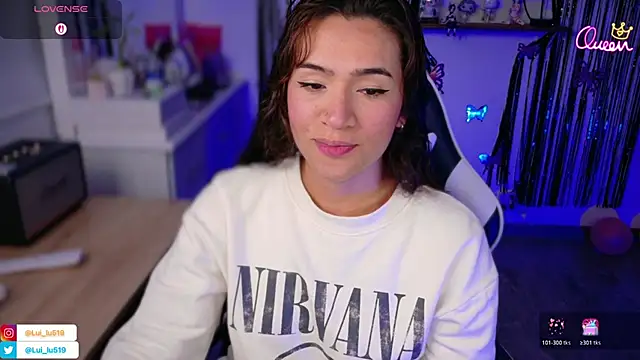 ImLui lu online show from April 10, 2026, 11:23 pm