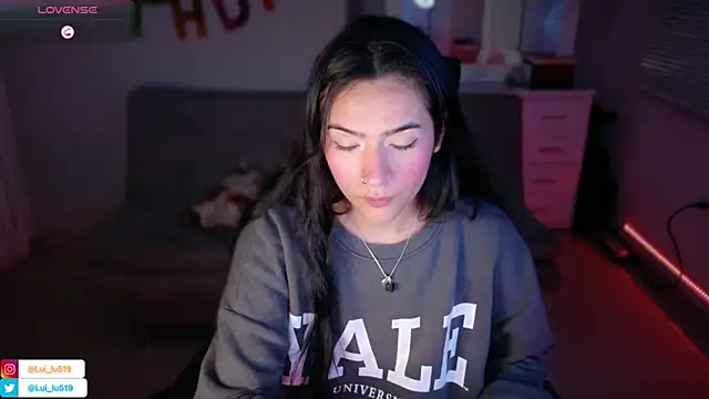 ImLui lu online show from March 21, 2025, 11:23 pm