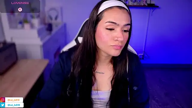 ImLui lu online show from October 23, 2025, 8:18 pm