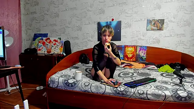 Snapshot of KagamiTayga chatting on November 18, 2025, 2:49 am KagamiTayga online show from November 18, 2025, 2:49 am