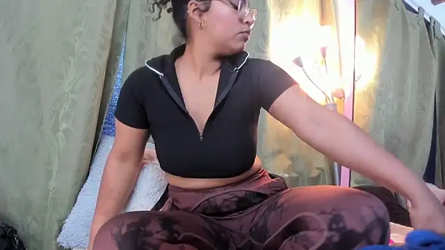 Snapshot of iriss_25 chatting on March 6, 2025, 1:57 pm iriss 25 online show from March 6, 2025, 1:57 pm