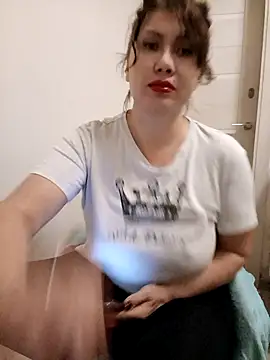 Snapshot of ROXOLANAA_SEXY chatting on October 21, 2025, 10:09 pm ROXOLANAA SEXY online show from October 21, 2025, 10:09 pm