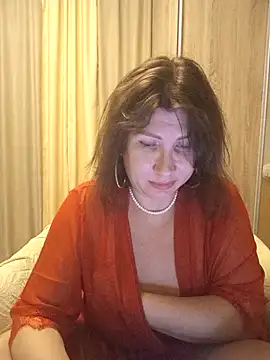 Snapshot of ROXOLANAA_SEXY chatting on November 3, 2025, 10:24 pm ROXOLANAA SEXY online show from November 3, 2025, 10:24 pm