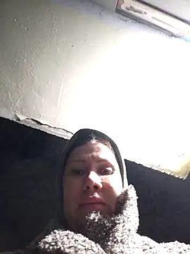 Snapshot of ROXOLANAA_SEXY chatting on November 23, 2025, 2:38 pm ROXOLANAA SEXY online show from November 23, 2025, 2:38 pm