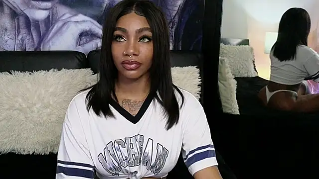 emely brandon online show from October 5, 2025, 10:50 am